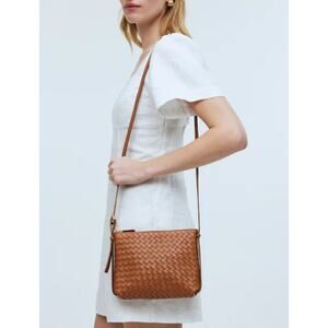 Madewell - Crossbody Bag in Handwoven Leather / warm Coffee